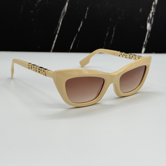 NEW BURBERRY BE4409 4092/13 WOMEN SUNGLASSES BE4409 409213 BEIGE CAT EYEWEAR - Picture 5 of 11